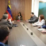 Delcy-Rodriguez-se-reune-con-Repsol-y-Maurel-Prom-tras-reforma-de-hidrocarburos-728x463