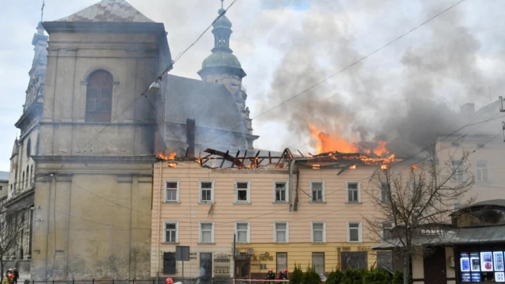 2026-03-24T182327Z-741185002-RC24BKAIONI8-RTRMADP-3-UKRAINE-CRISIS-ATTACK-LVIV-728x410