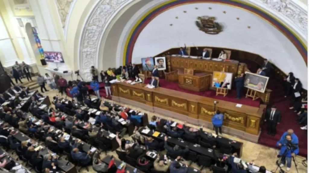 mas-de-130-personas-se-postulan-para-los-cargos-de-fiscal-general-y-defensor-en-20260316-145226-nGoM-1200x675