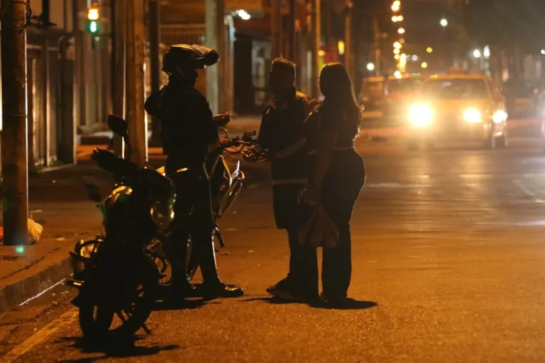 Ecuador-toque-de-queda-1