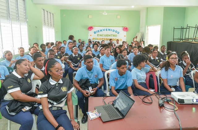 Estudiantes_de_Verón