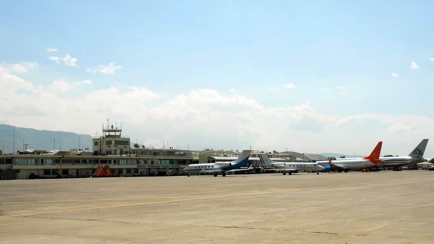 rd-aconseja-a-aerolineas-evitar-vuelos-a-puerto-principe-focus-min0.05-min0.51-896-504