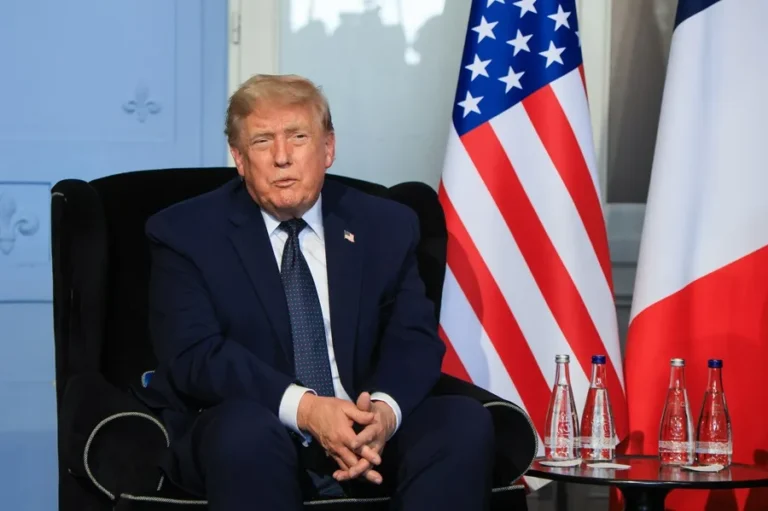 EPA6452-FRANCE-G7-SUMMIT