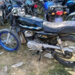 Motos