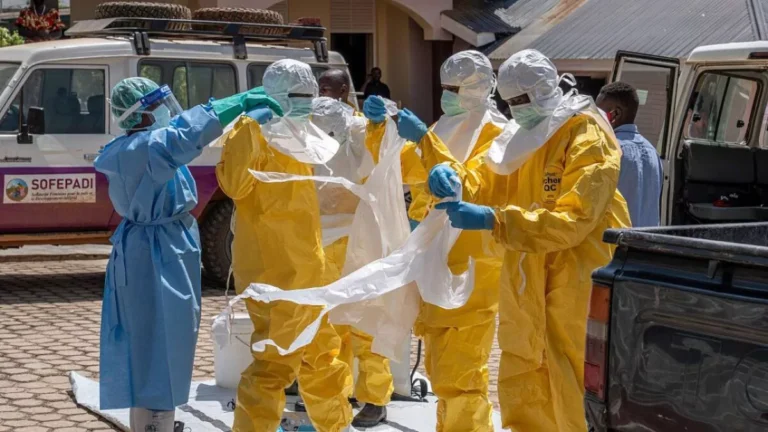 cinco-presos-sospechosos-de-tener-ebola-huyen-de-dos-centros-sanitarios-del-cong-20260603-114659-CcF5-1200x675