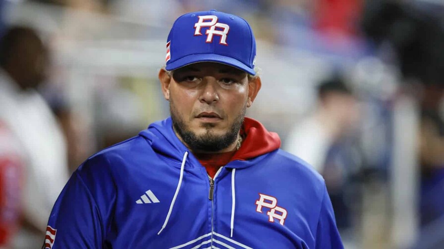 yadier-molina-358ec384-focus-0-0-896-504
