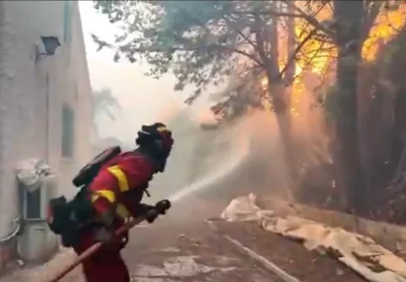 AFP__20260723__C3299CQ__v1__MidRes__SpainWildfireEmergencyClimate-728x485