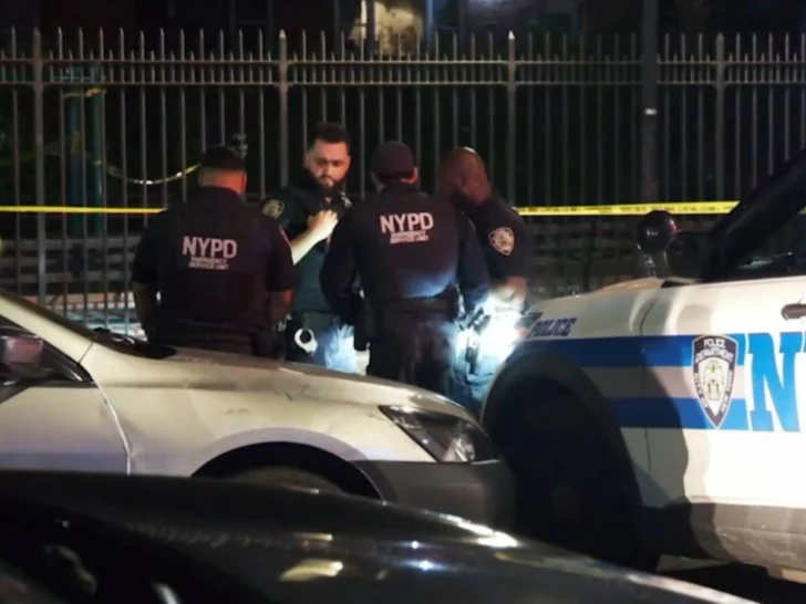NY-centro-nocturno-en-El-Bronx-728x546