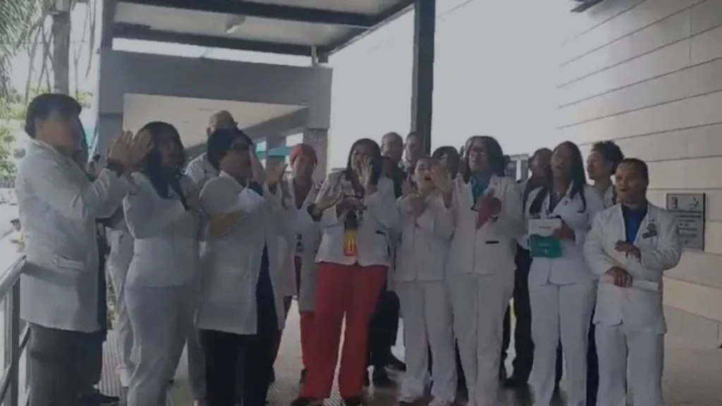 comienza-paro-de-24-horas-convocado-por-el-cmd-tras-arresto-de-medico-en-la-vega-20260707-131925-WDpV-1200x675