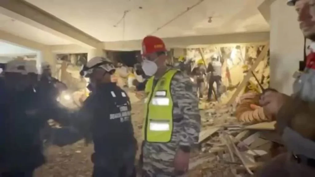 rescatan-a-superviviente-de-los-terremotos-en-venezuela-tras-ocho-dias-bajo-los-20260702-134713-ctWW-1200x675