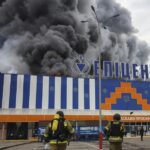 Bomberos-trabajan