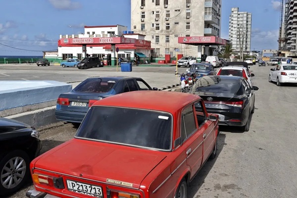 Vehiculos-en-La-Habana