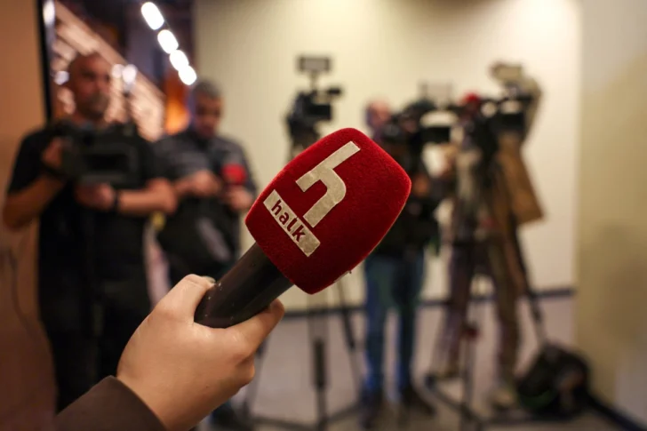 AFP__20261014__D39E4G6__v5__MidRes__TurkeyPoliticsMediaOpposition-728x485